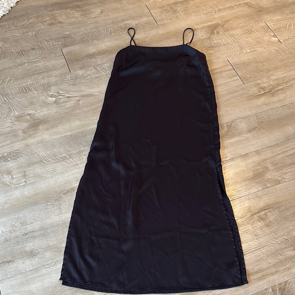 H&M Black Dress With 2 Slits Size XS Wedding Guest